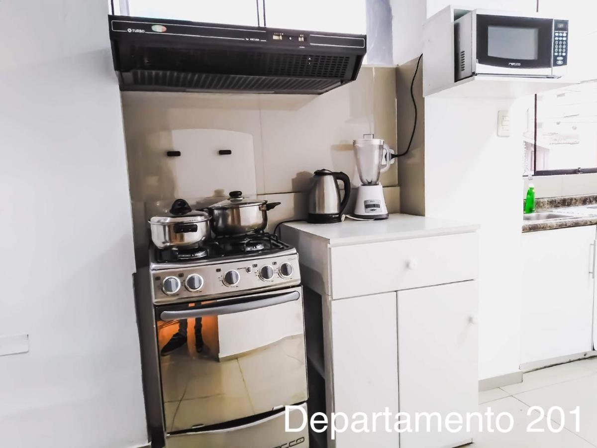 Апартаменты Departamento Monterrico Лима Экстерьер фото